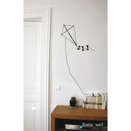 Sticker Cerf Volant de la collection Poetic wall par le duo Mel et Kio sur LaCorbeille.fr