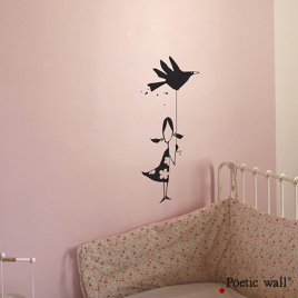 Sticker La Petite Fille de la Marque Poetic wall® sur LaCorbeille.fr