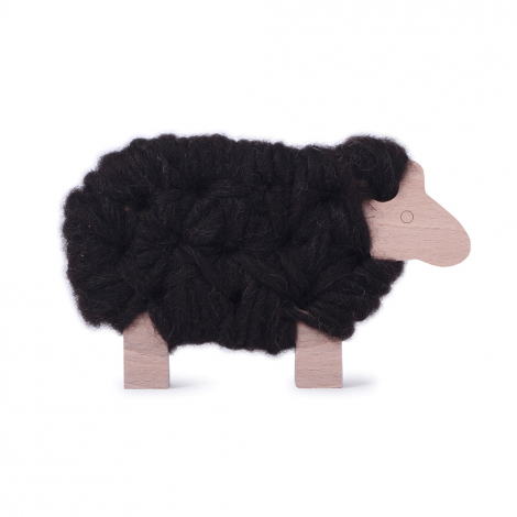 Jeu en bois original Woody, le mouton à tricoter de la marque Les Jouets Libres sur LaCorbeille.fr