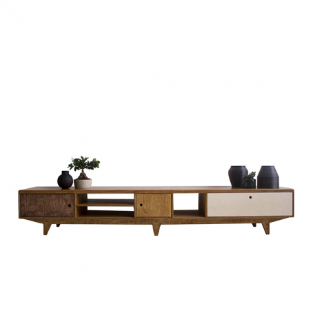 Design low sideboard in plywood