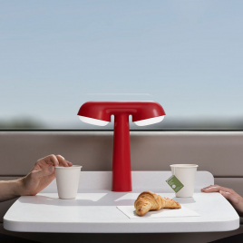 Lampe TGV design Ionna Vautrin pour Moustache sur LaCorbeille.fr