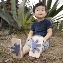 Ashiato-gecko footprints sandals