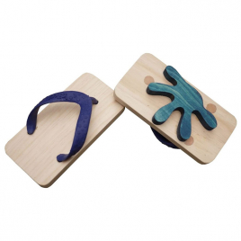 Ashiato-gecko footprints sandals