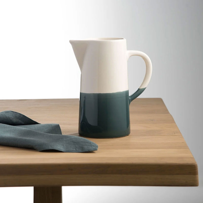 Carafe bicolore en céramique