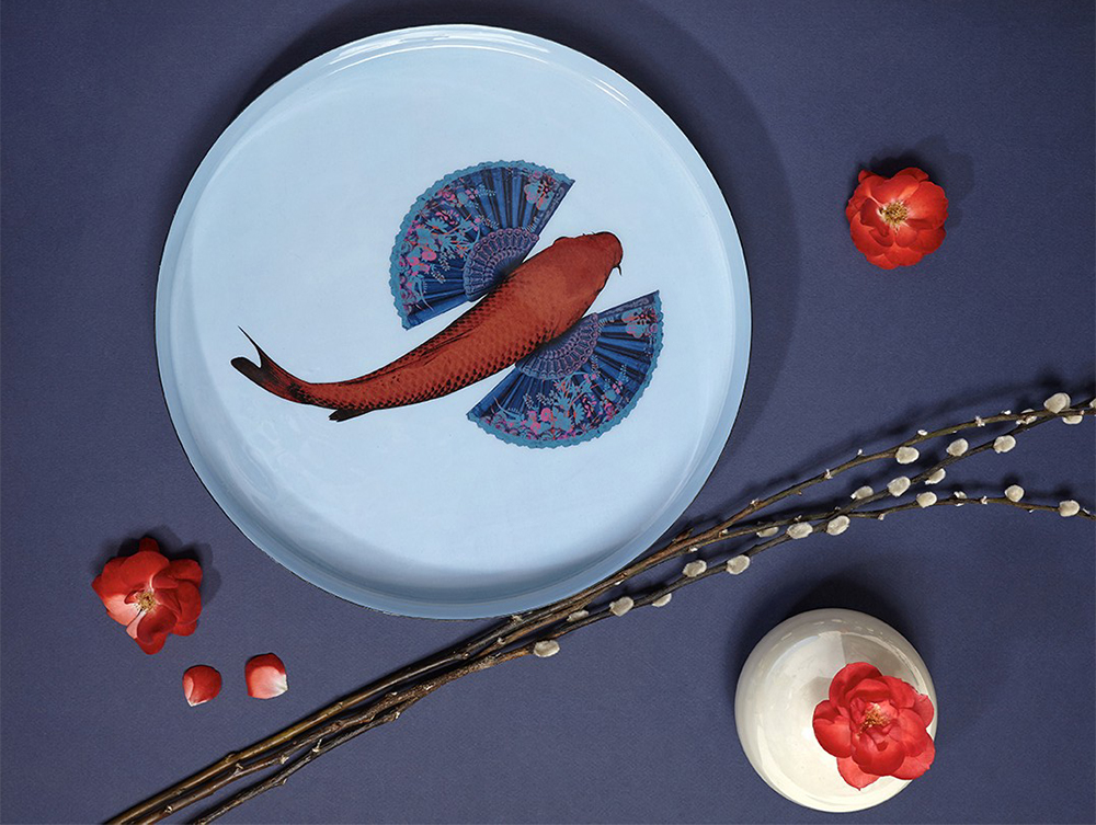 Plateau influence asiatique avec carpe Koi Gangzai