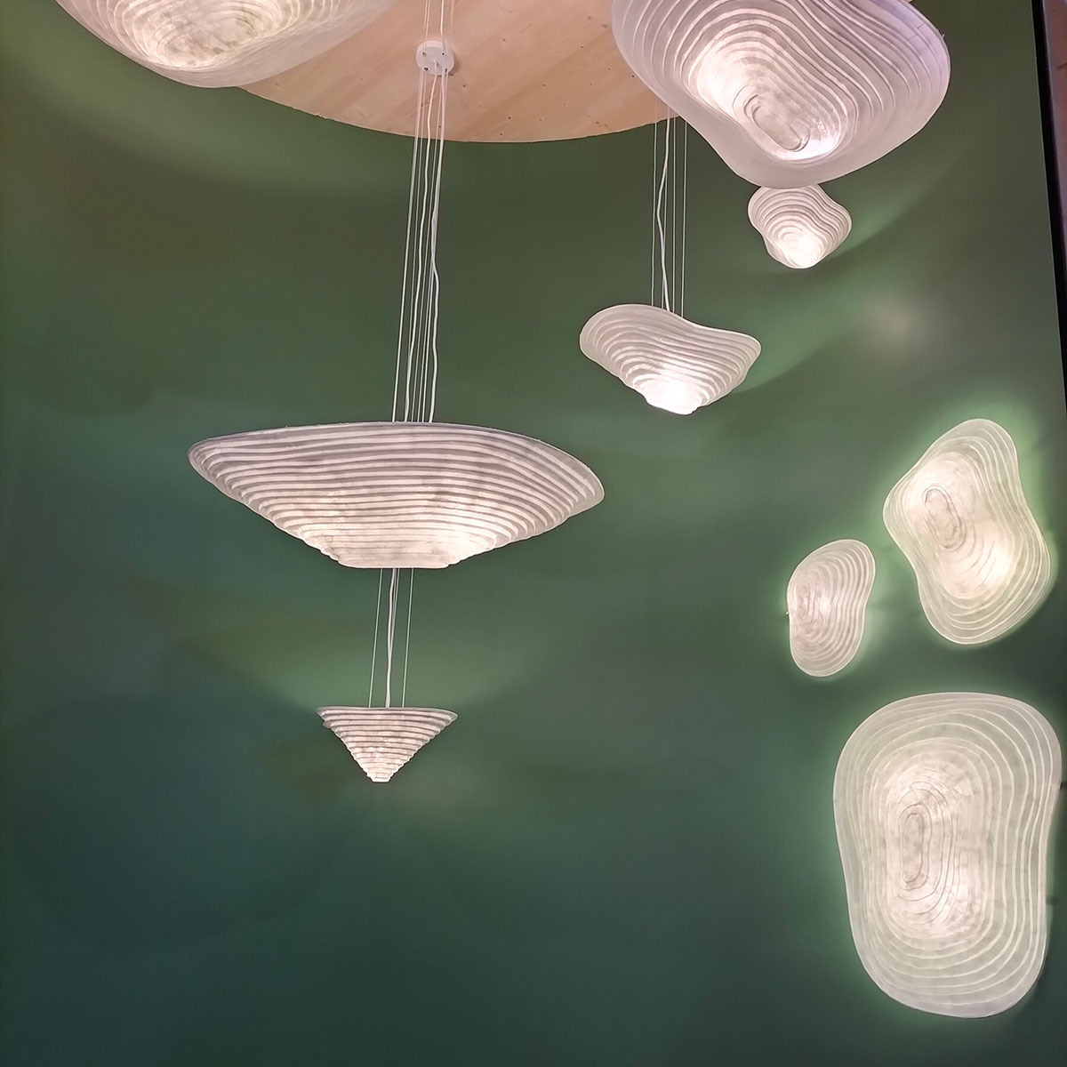 Installation lumineuse by Martinelli Lucce